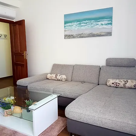 By The Sea Kastel Kambelovac, - 13349 Apartment