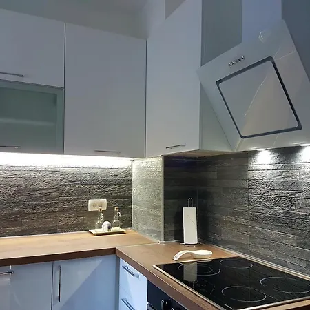 Apartamento By The Sea Kastel Kambelovac, - 13349
